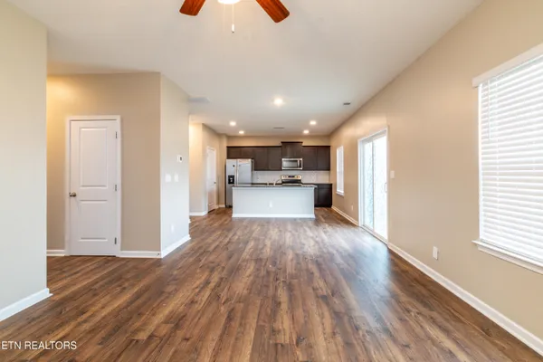 $2,000 | 173 Ash Avenue, Lenoir City, TN 37771