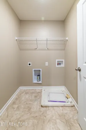 $2,000 | 173 Ash Avenue, Lenoir City, TN 37771