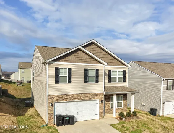 $2,000 | 173 Ash Avenue, Lenoir City, TN 37771