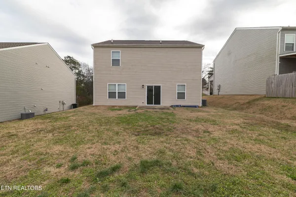 $2,000 | 173 Ash Avenue, Lenoir City, TN 37771