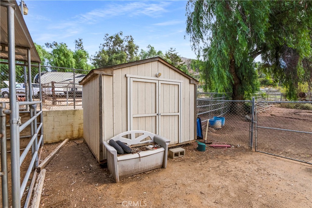 172 Eighth Street Norco, CA 92860 - Photo 32 of 55