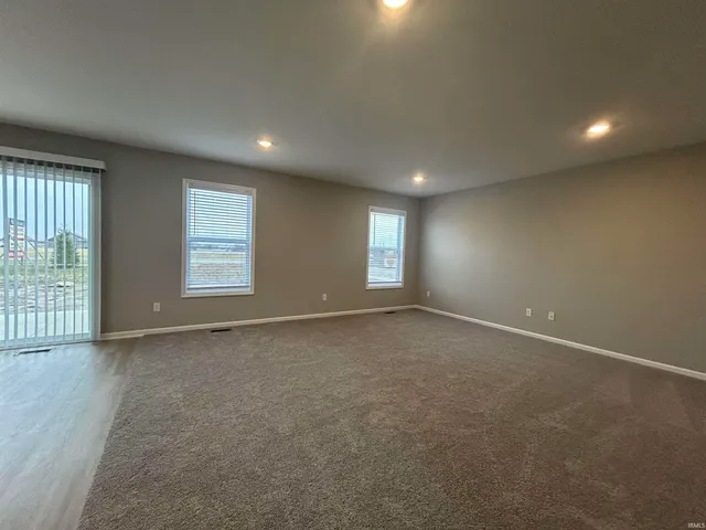 $2,400 | 204 Brescia Drive, Fort Wayne, IN 46814