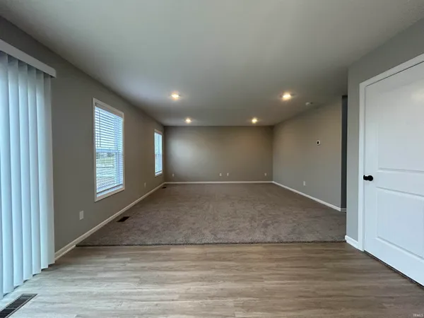 $2,400 | 204 Brescia Drive, Fort Wayne, IN 46814
