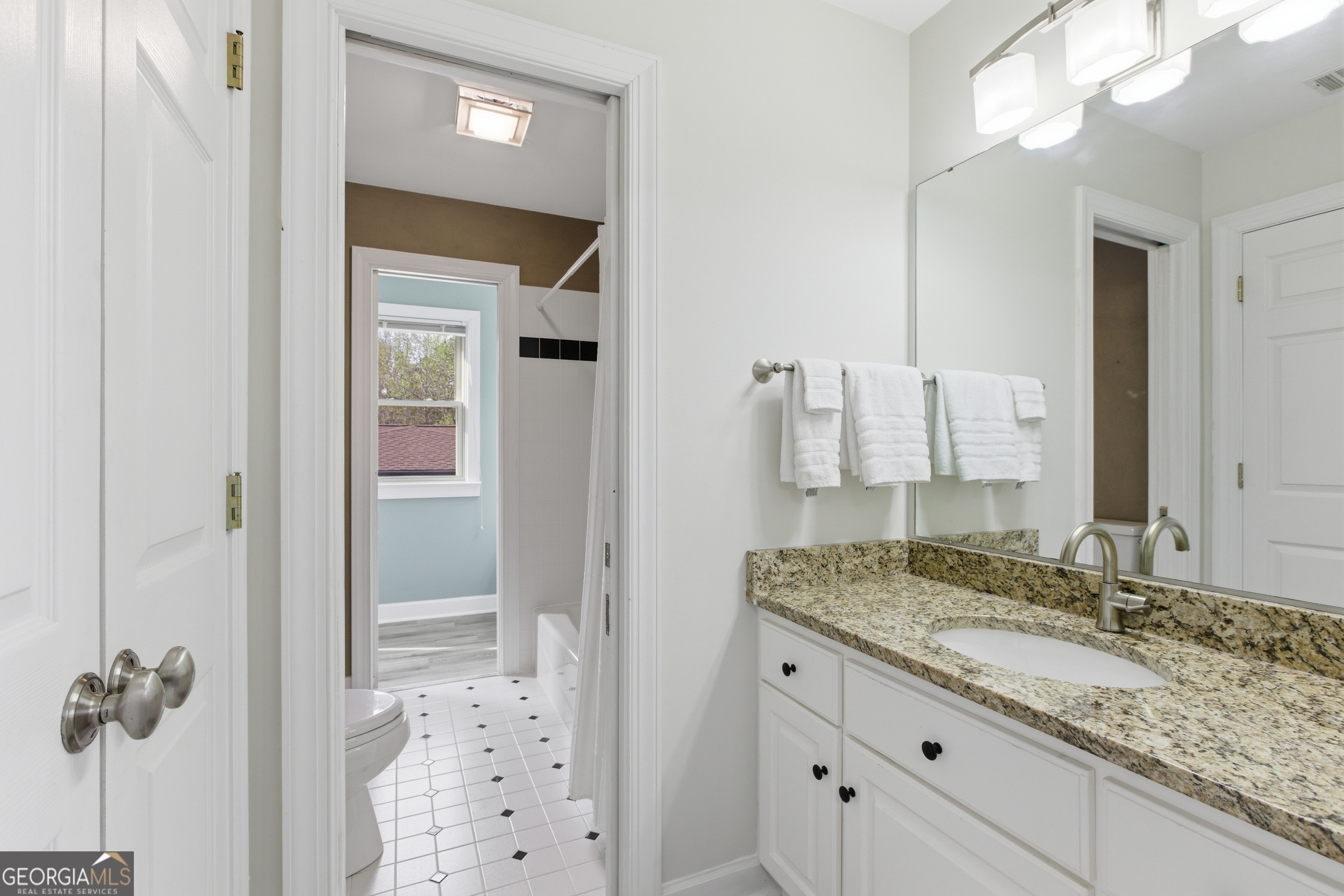 501 Capri Point Lavonia, GA 30553 - Photo 35 of 60