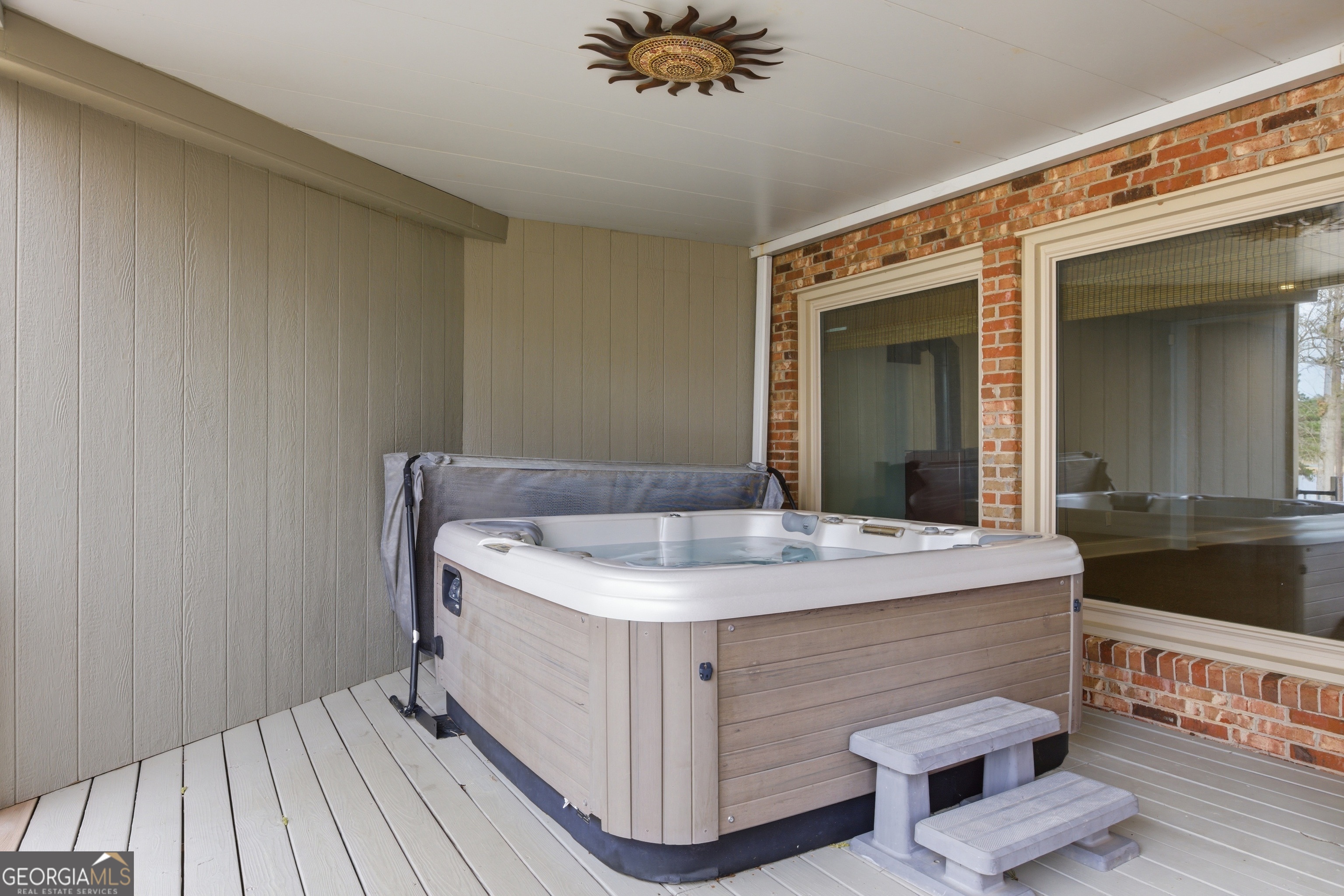 501 Capri Point Lavonia, GA 30553 - Photo 9 of 60