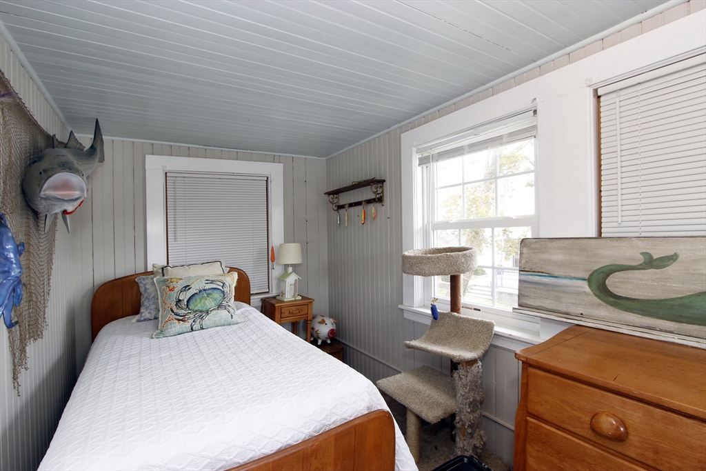 19 Maple Street Wareham, MA 02532 - Photo 23 of 42