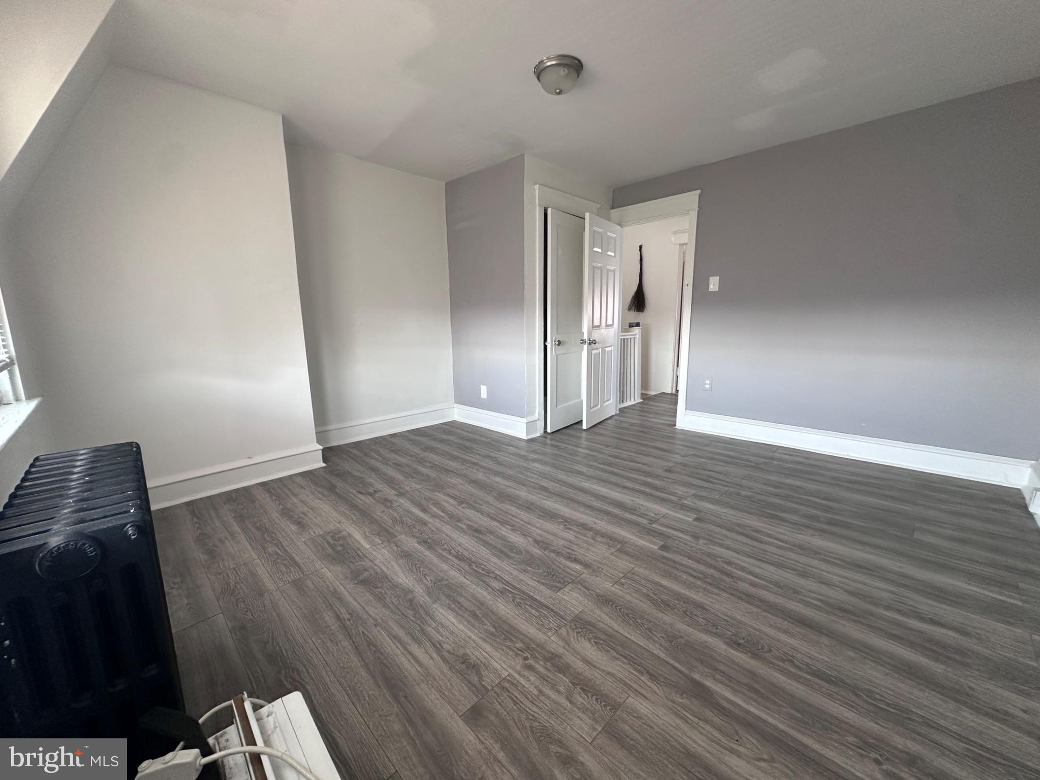 3948 Howland Street Philadelphia, PA 19124 - Photo 14 of 21 Spacious room with modern finishes.