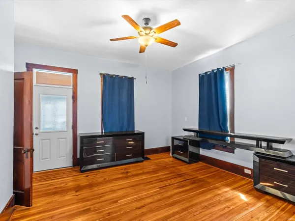 $158,500 | 531 East 5th Street, Mount Vernon, IN 47620
