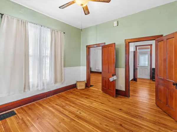 $158,500 | 531 East 5th Street, Mount Vernon, IN 47620