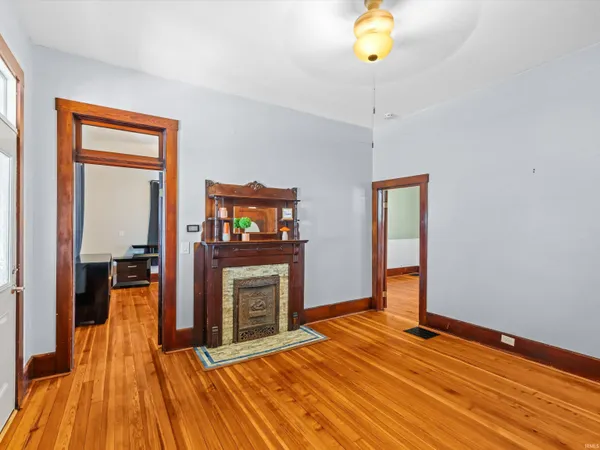 $158,500 | 531 East 5th Street, Mount Vernon, IN 47620