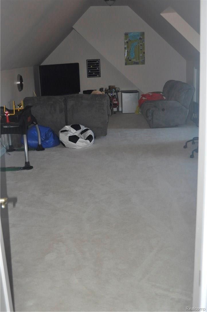 60530 Balmoral Way Rochester, MI 48306 - Photo 49 of 80 rec room 3.JPG