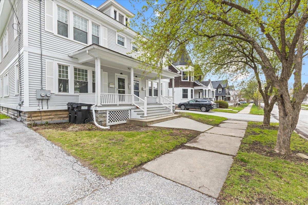 20 Mansfield Place Rutland, VT 05701 - Photo 3 of 40