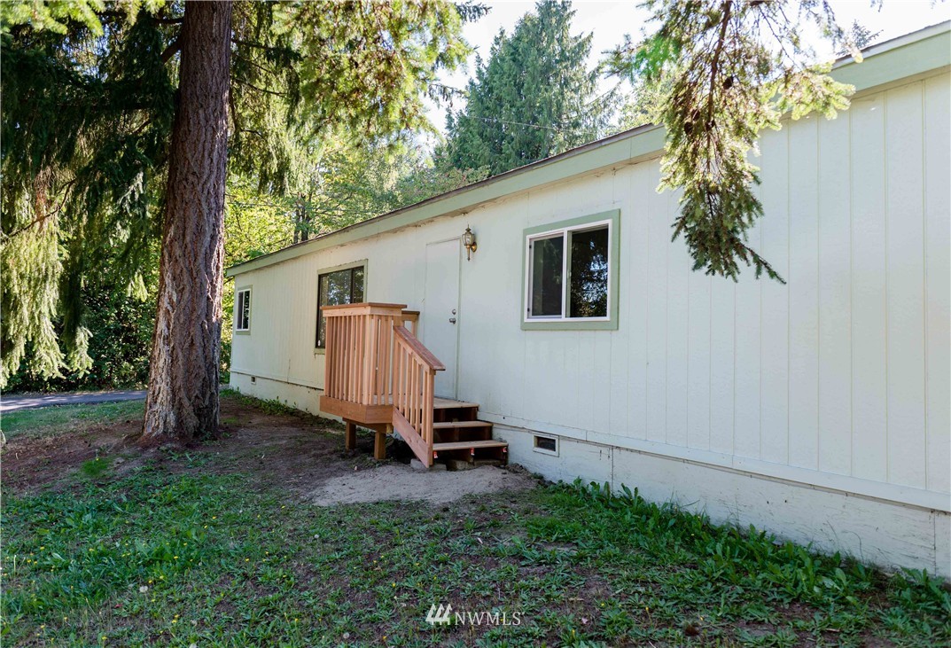 3587 Pine Road Bremerton, WA 98310 - Photo 1 of 17 Gallery Image 1