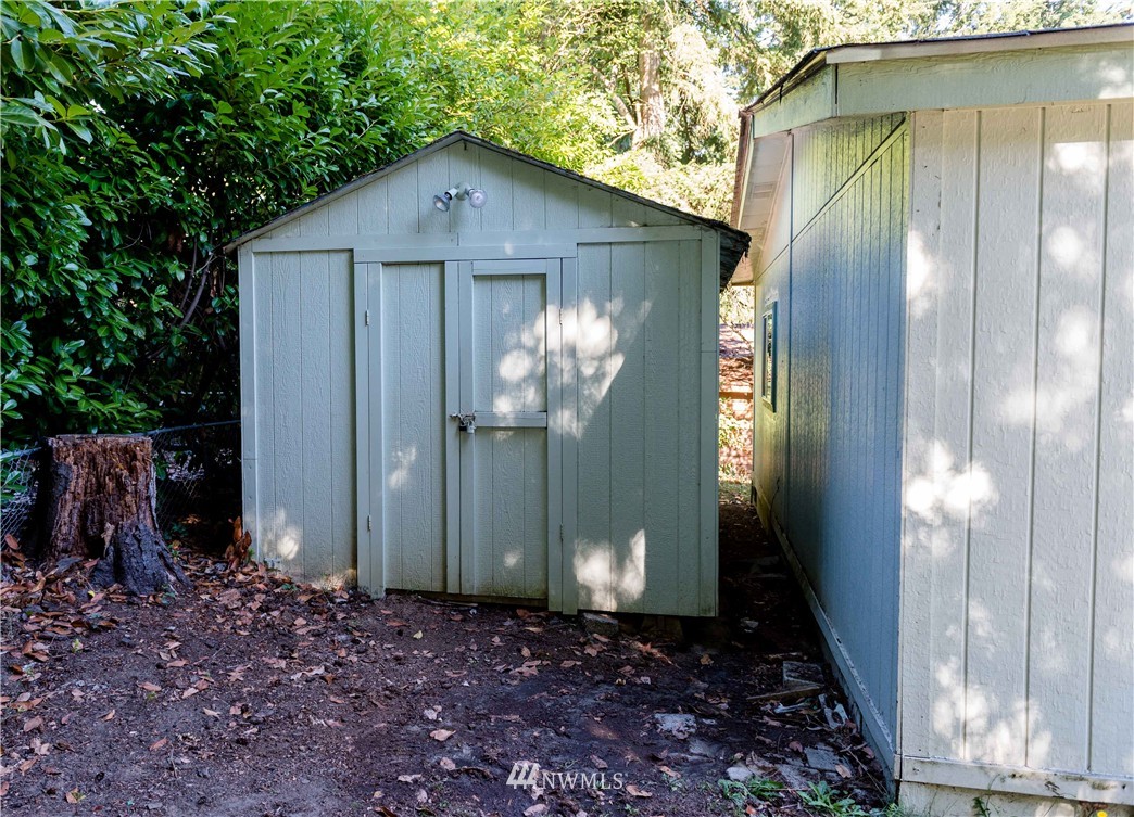 3587 Pine Road Bremerton, WA 98310 - Photo 14 of 17 Gallery Image 14