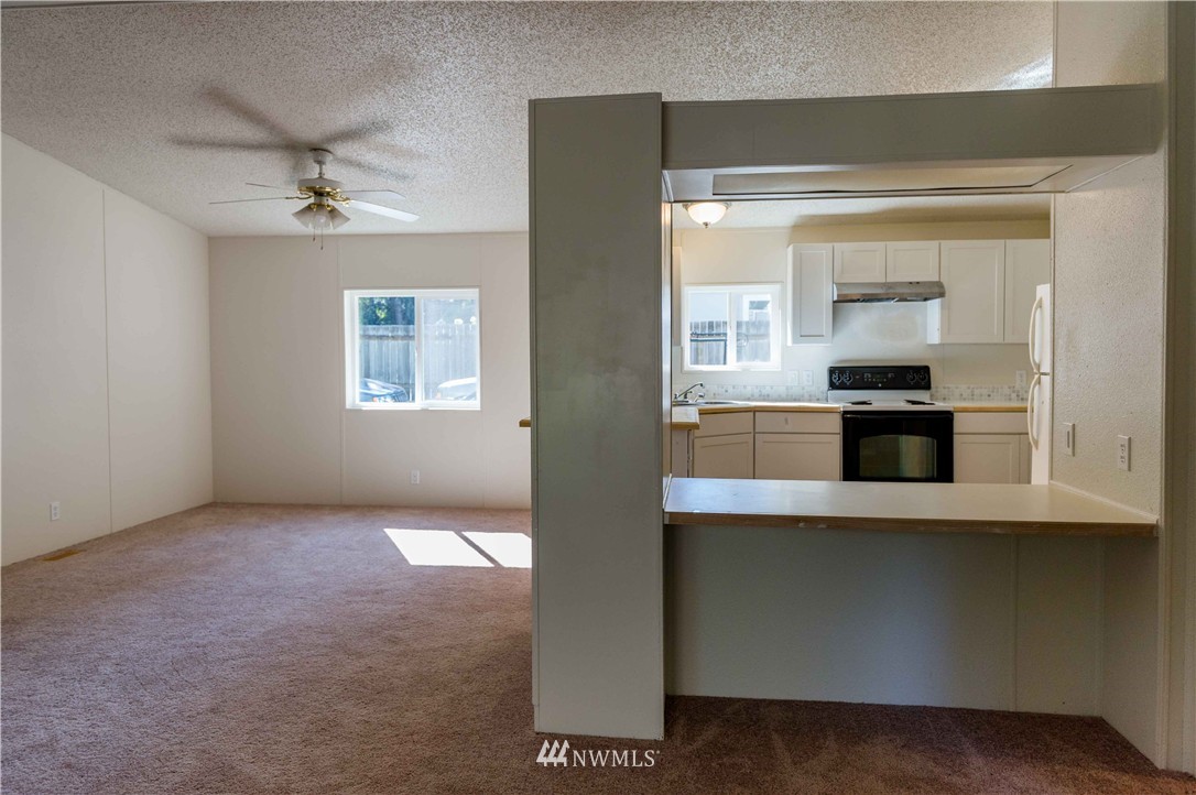 3587 Pine Road Bremerton, WA 98310 - Photo 5 of 17 Gallery Image 5