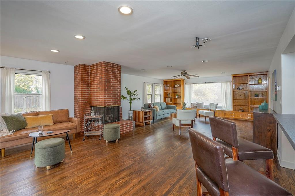 801 Valentine Road Kansas City, MO 64111 - Photo 13 of 97