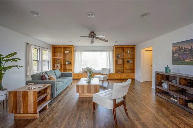 $825,000 | 801 Valentine Road, Kansas City, MO 64111