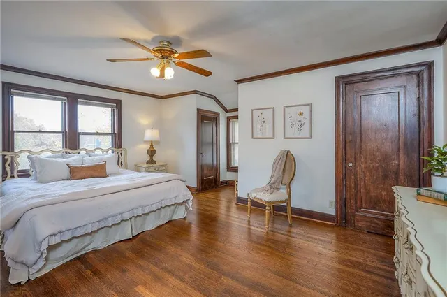 $825,000 | 801 Valentine Road, Kansas City, MO 64111