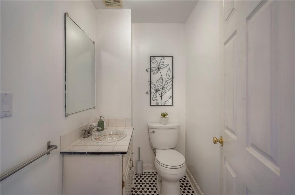 801 Valentine Road Kansas City, MO 64111 - Photo 58 of 97