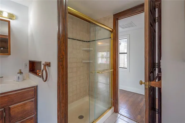 $795,000 | 801 Valentine Road, Kansas City, MO 64111