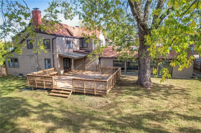 $825,000 | 801 Valentine Road, Kansas City, MO 64111