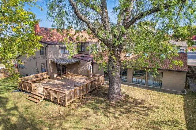 $825,000 | 801 Valentine Road, Kansas City, MO 64111