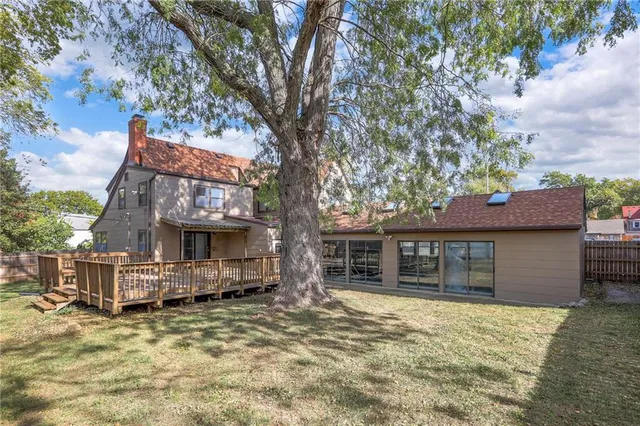 $795,000 | 801 Valentine Road, Kansas City, MO 64111