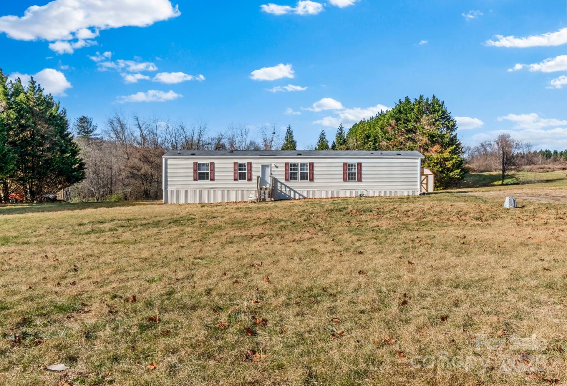 1079 Red Hill Creek Road Dobson, NC 27017 - Photo 2 of 28 a view of a terrace