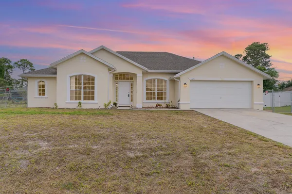 $2,500 | 328 Hammonton Street Southwest, Palm Bay, FL 32908