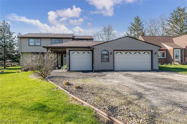 $395,000 | 490 Mapleview Drive, Independence, OH 44131