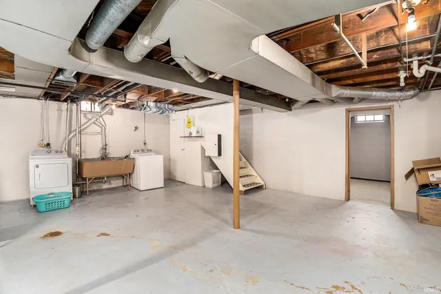 $185,000 | 1922 Berkley Place, South Bend, IN 46616