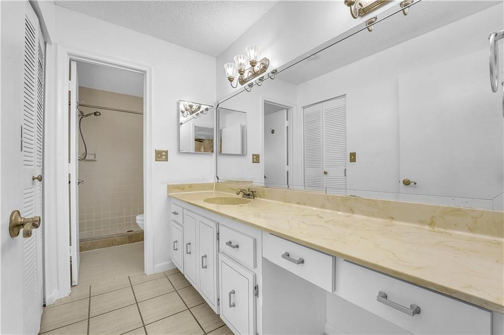 1023 Banks Road, Unit 201 Pompano Beach, FL 33063 - Photo 11 of 15 Photo 11