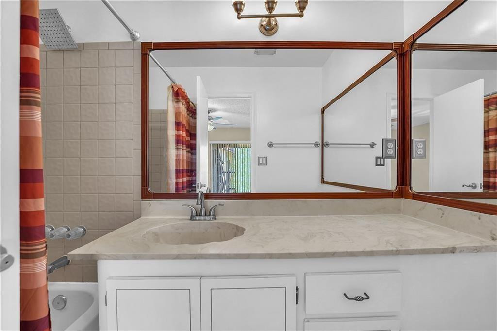 1023 Banks Road, Unit 201 Pompano Beach, FL 33063 - Photo 9 of 15 Photo 9