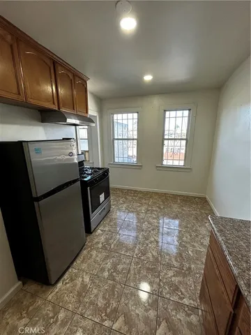 $1,550 | 2341 Long Beach Boulevard, Long Beach, CA 90806