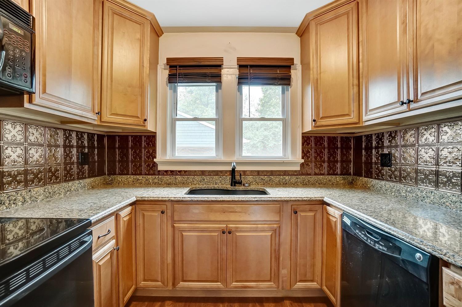 1920 Springdale Road Cincinnati, OH 45231 - Photo 16 of 50 Gallery Image 16