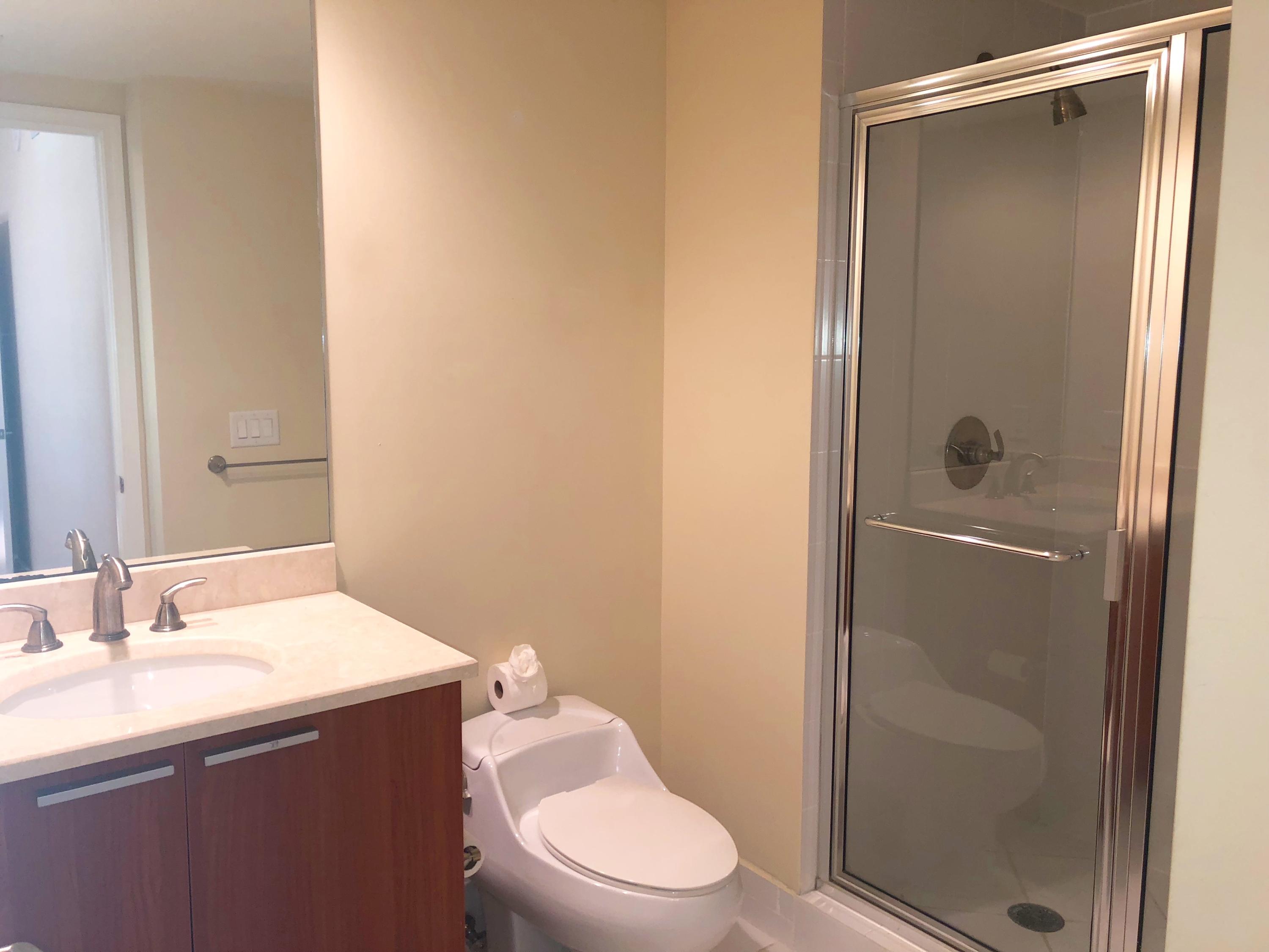 2640 Lake Shore Drive, Unit 511 Riviera Beach, FL 33404 - Photo 35 of 52 BR 2 EN SUITE BATHROO