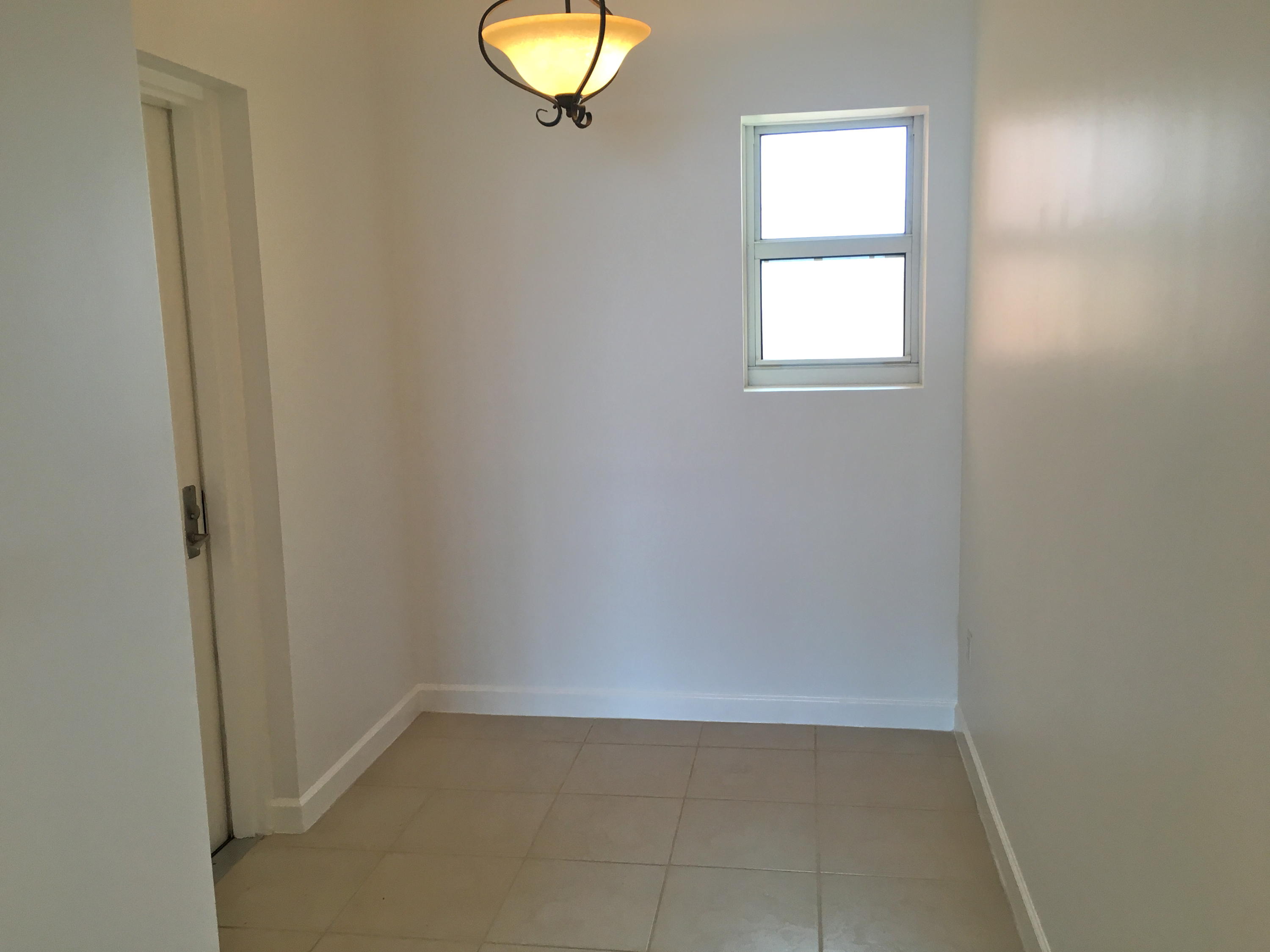 2640 Lake Shore Drive, Unit 511 Riviera Beach, FL 33404 - Photo 41 of 52 FOYER