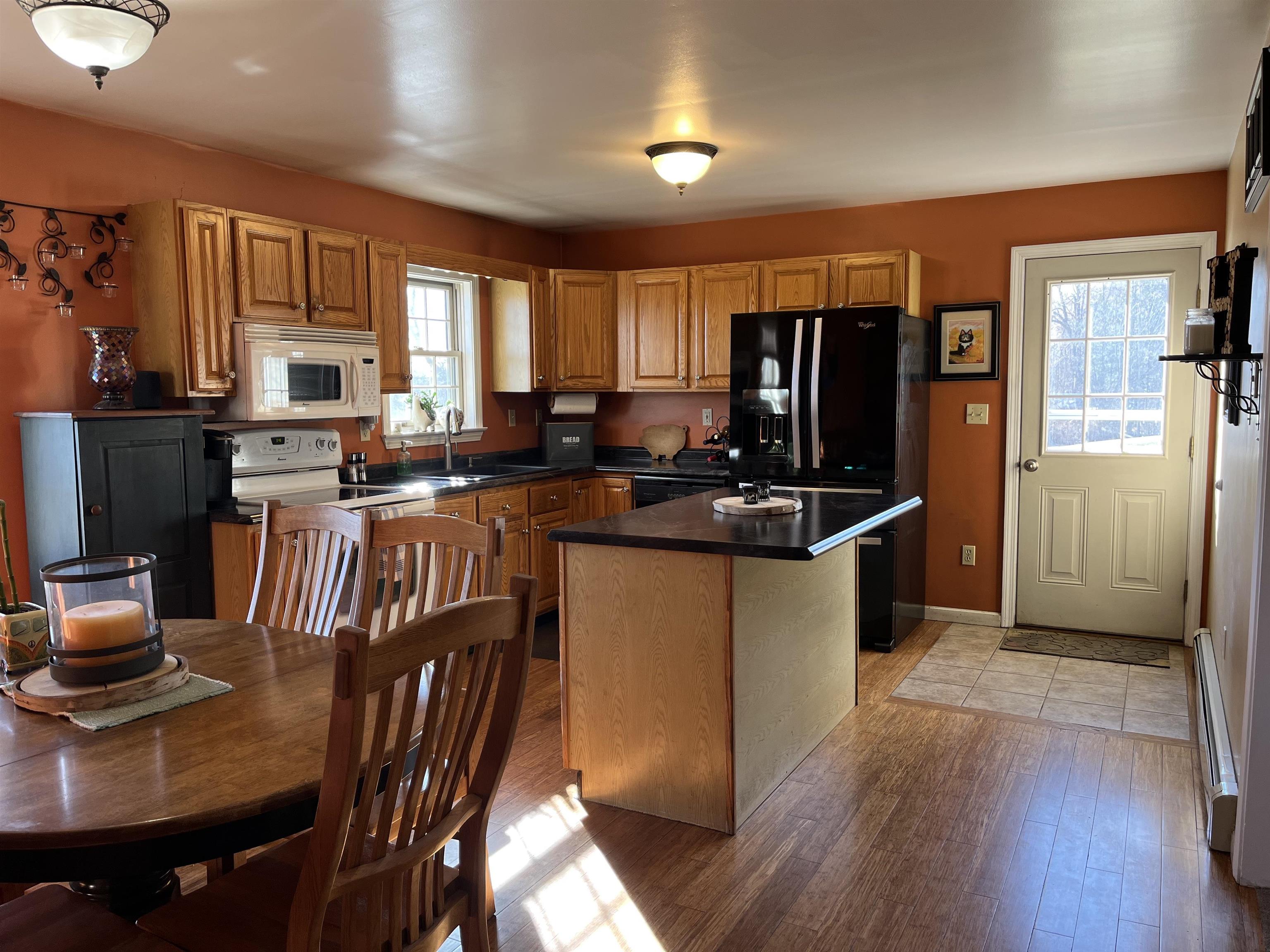 2885 Mt Philo Road Charlotte, VT 05445 - Photo 6 of 37 Gallery Image 6