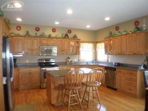 5668 Sanilac Road Vassar, MI 48768 - Photo 5 of 12 20261321-4.JPG