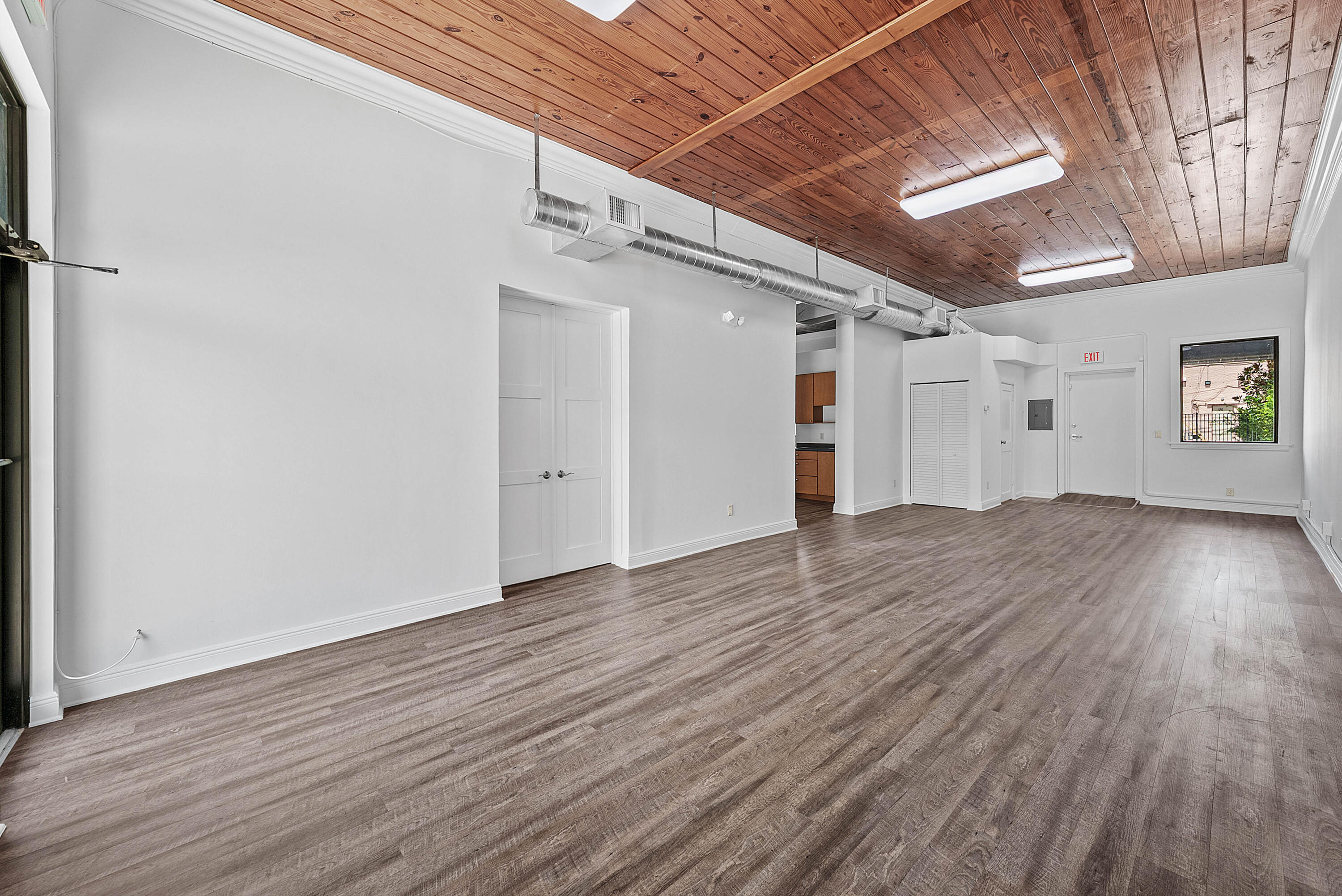 127 East Boca Raton Road Boca Raton, FL 33432 - Photo 7 of 39 007-127BocaRatonBoulevard-BocaRaton-FL-3