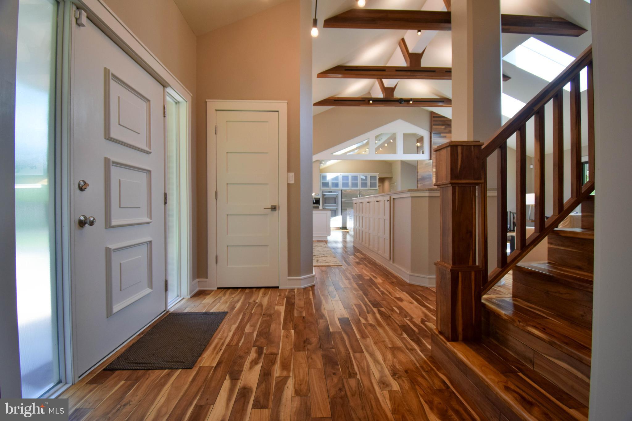 451 Ring Road Chadds Ford, PA 19317 - Photo 3 of 47 Foyer
