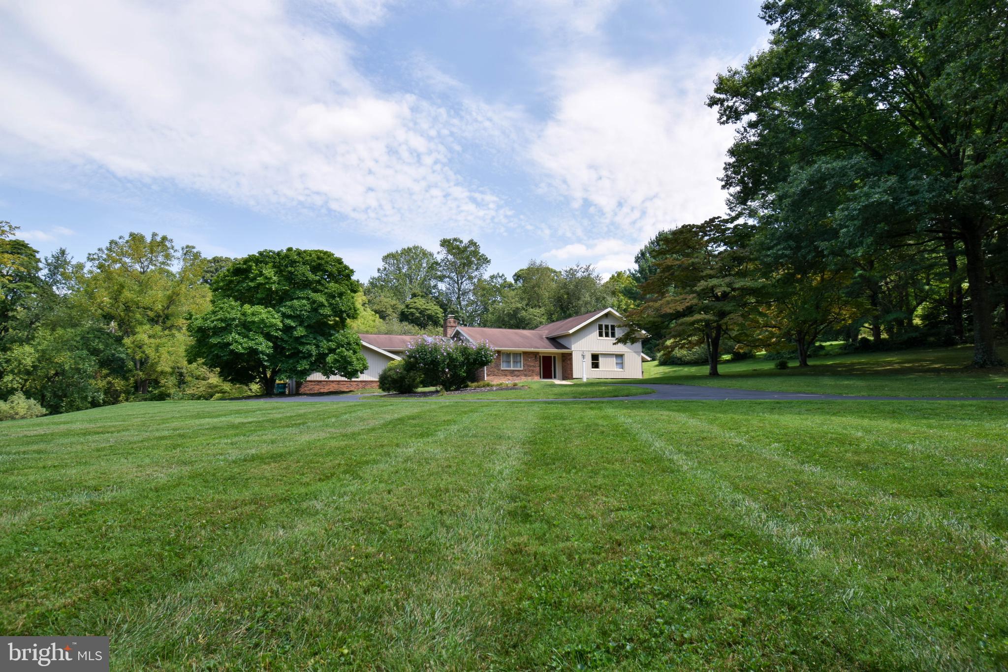 451 Ring Road Chadds Ford, PA 19317 - Photo 45 of 47 Front Yard