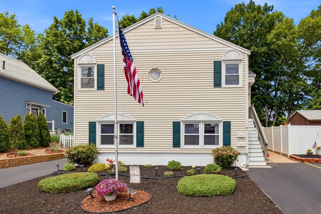 7 Taylor Street Saugus, MA 01906 - Photo 1 of 42
