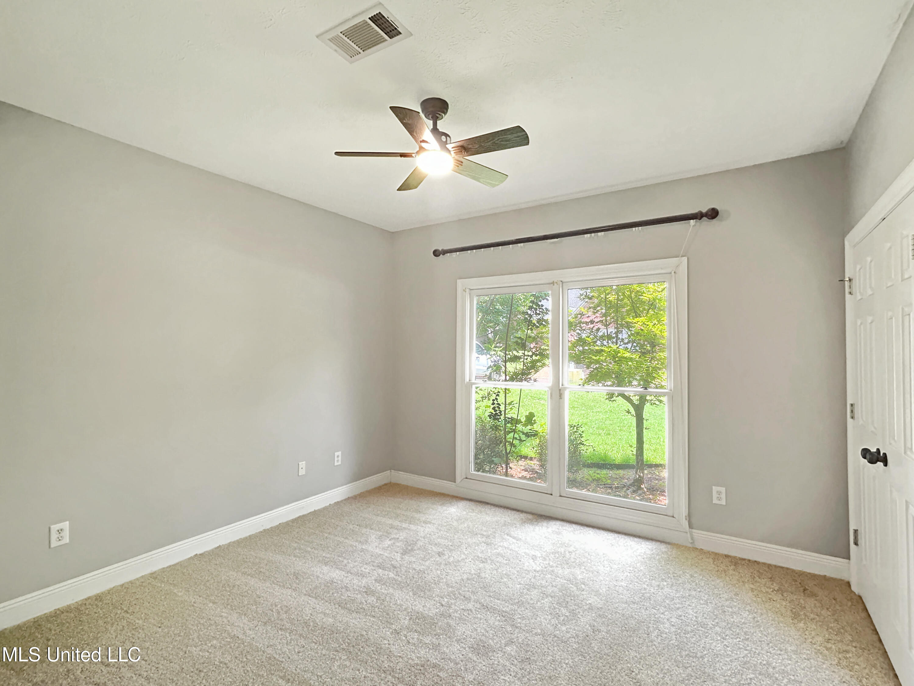 106 Pine Ridge Circle Brandon, MS 39047 - Photo 27 of 33 2d3cd138015314be2cd7338cf1dcb52ecd78d8ce