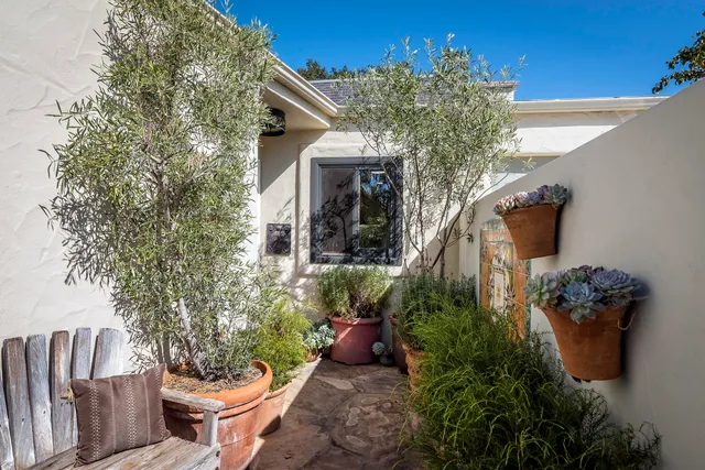 $9,500 | 548 San Ysidro Road, Unit 1, Santa Barbara, CA 93108