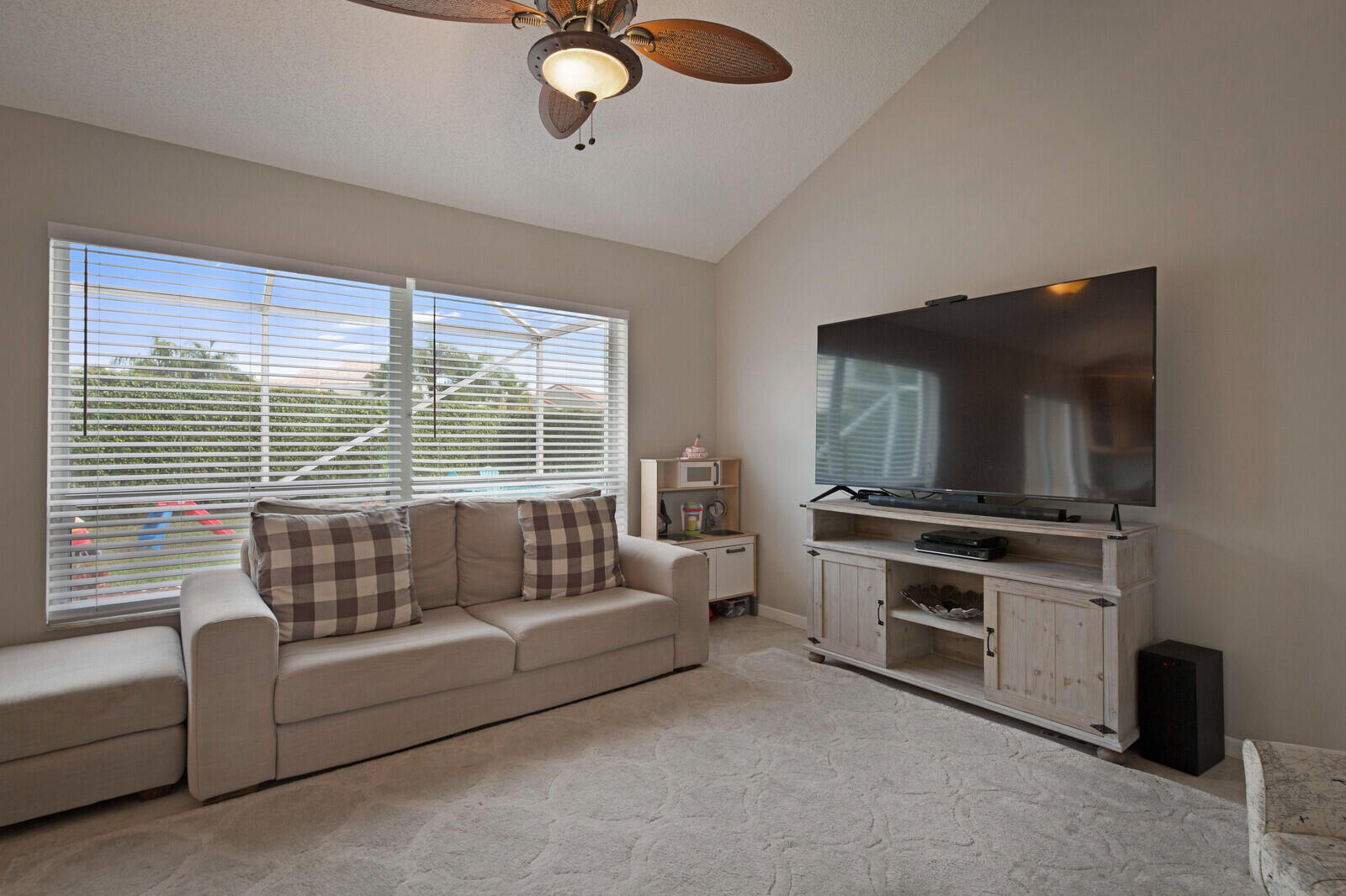 18839 Caspian Circle Boca Raton, FL 33496 - Photo 12 of 39 Family Room