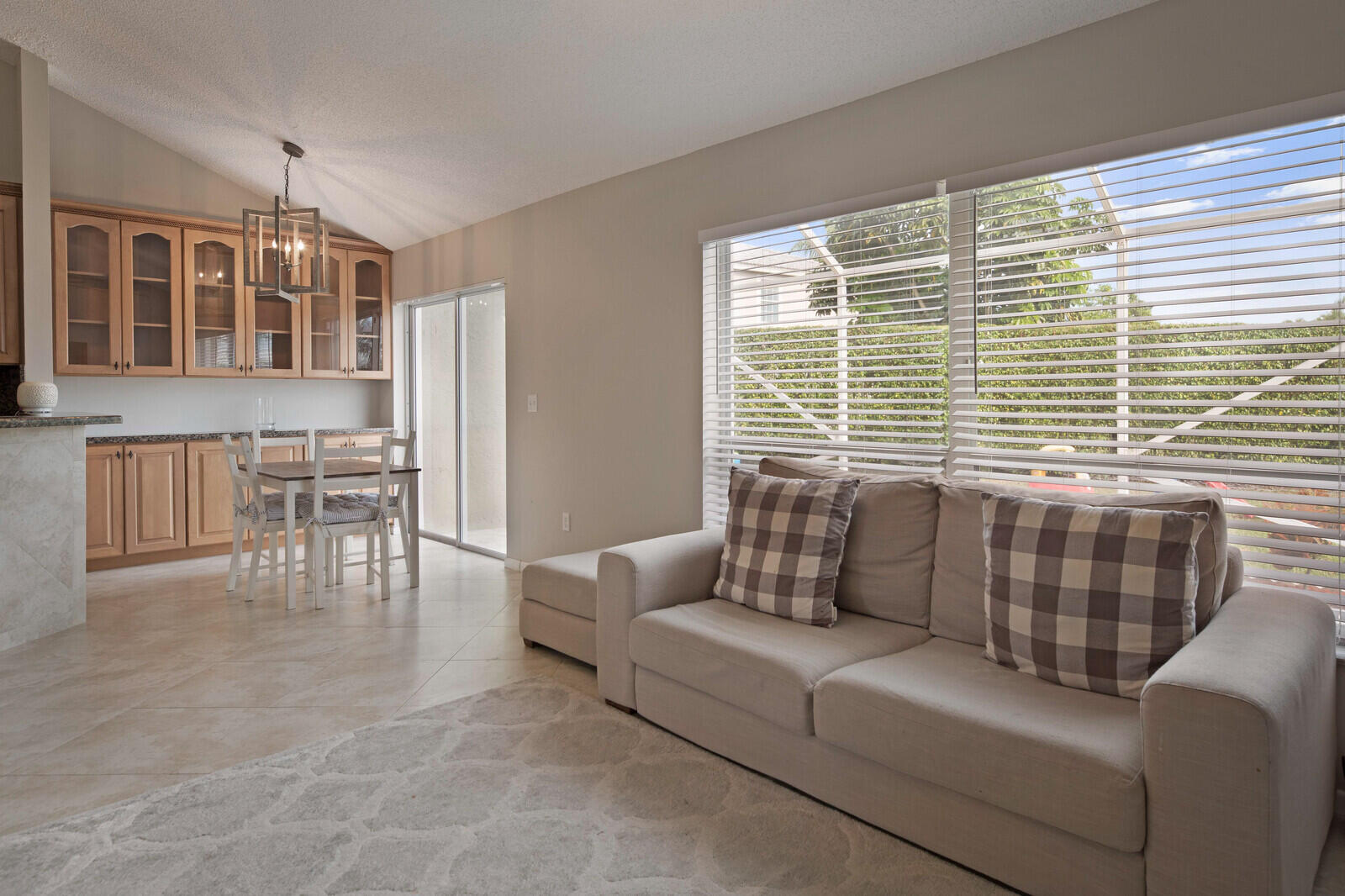 18839 Caspian Circle Boca Raton, FL 33496 - Photo 13 of 39 Family Room