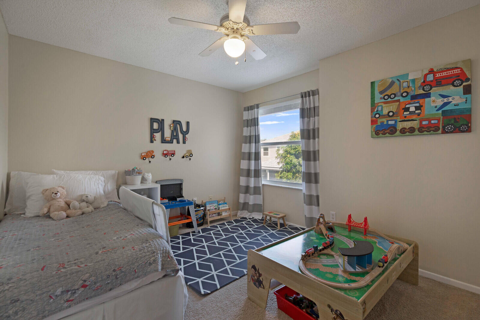 18839 Caspian Circle Boca Raton, FL 33496 - Photo 28 of 39 3rd Bedroom
