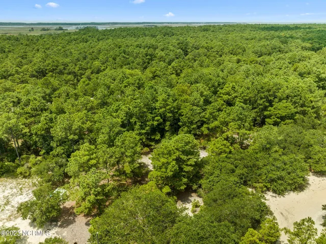 $69,999 | 2312 Swan Island Road, Corolla, NC 27927