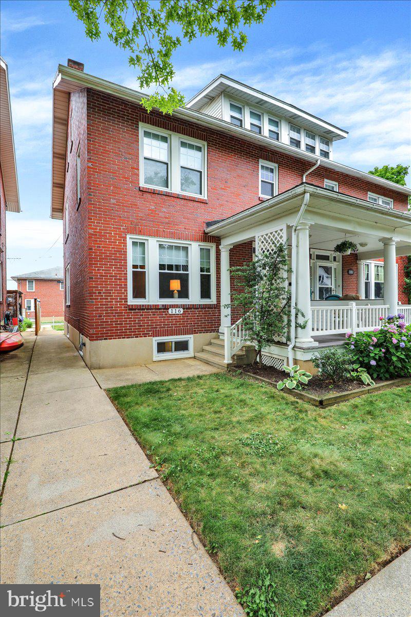116 North Miller Street Reading, PA 19607 - Photo 4 of 38